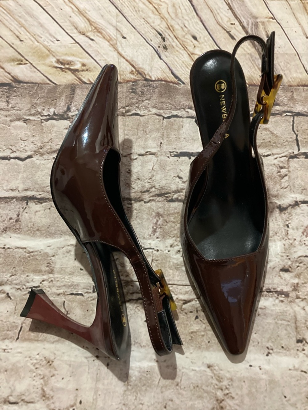 NWOT NEWBELLA chocolate brown slingback kitten heels shoes size 7.5